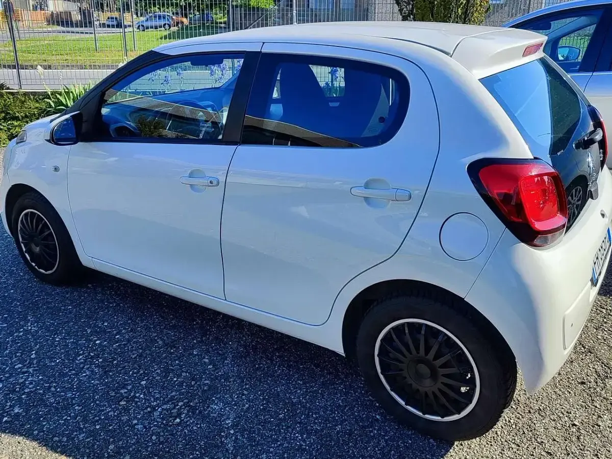 Gebraucht Citroën C1 Feel 69 PS (50 kW) 2017 Weiß Kleinwagen