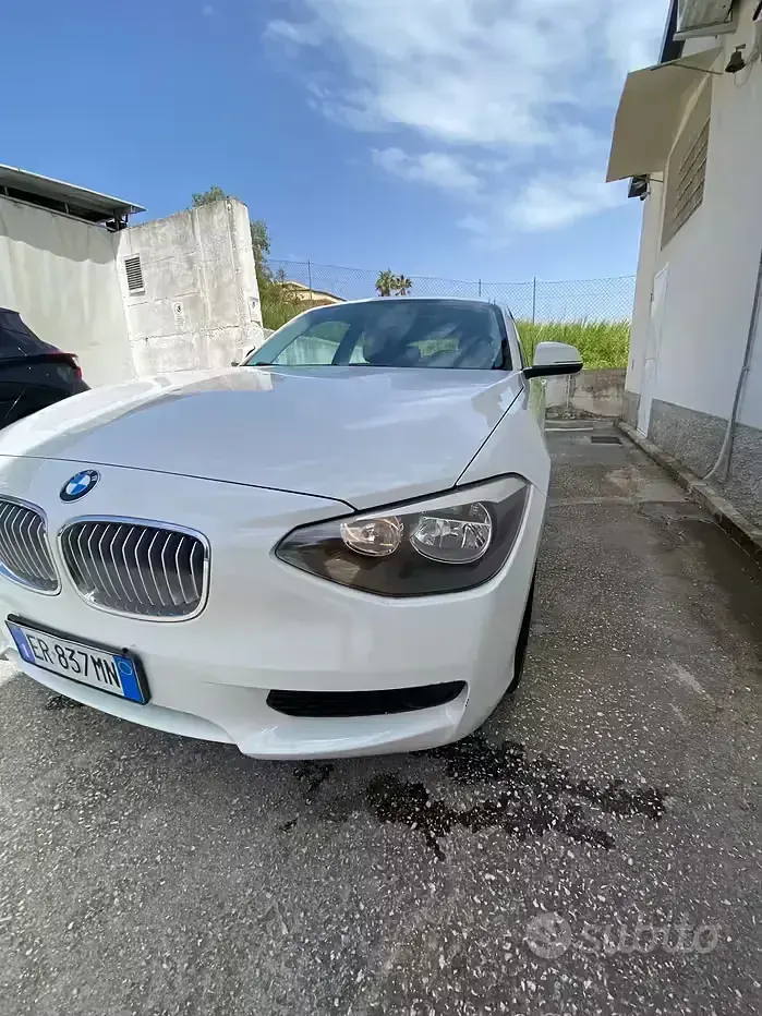 Usata BMW 116 Sport Line 116 CV (85 kW) 2013 Bianco Utilitaria