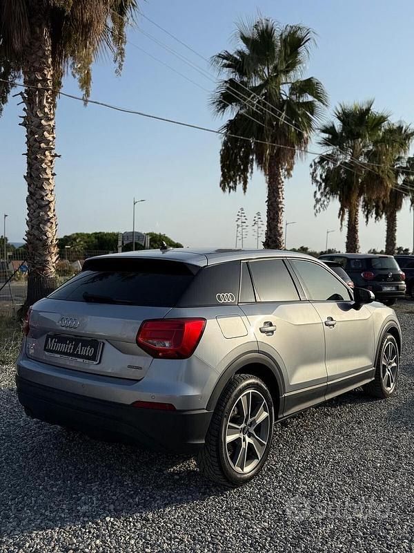 Usata Audi Q2 Business 150 CV (110 kW) 2020 Grigio SUV