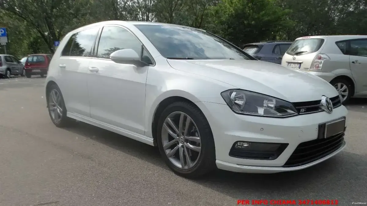 Second-hand VW Golf VII Edition 125 CP (91 kW) 2016 Alb Berlinǎ