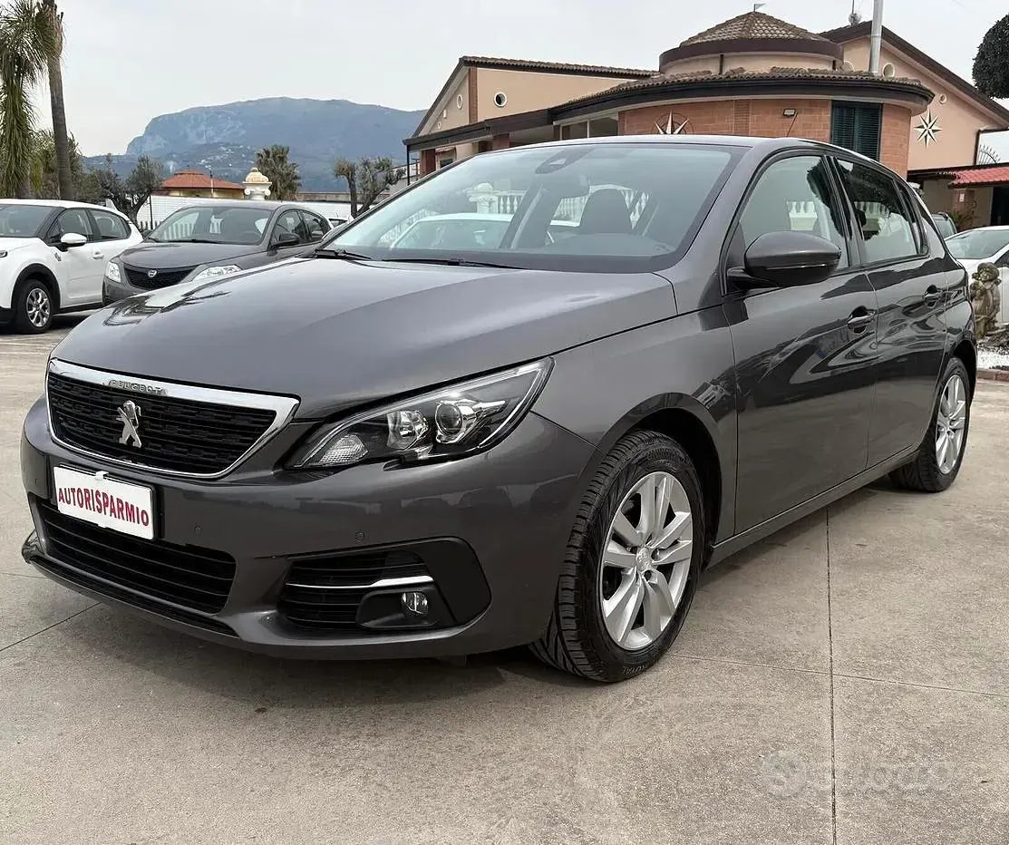 Usata Peugeot 308 Business-Line 131 CV (96 kW) 2021 Grigio Berlina