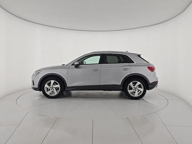 Usata Audi Q3 Advanced 150 CV (110 kW) 2024 Argento floret metallizzato SUV