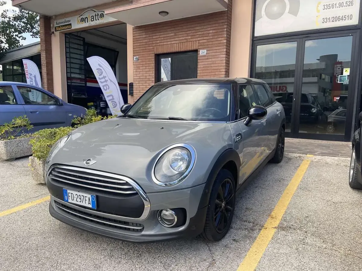 Usata Mini Clubman Business 116 CV (85 kW) 2016 Grigio finanza pastello Station wagon