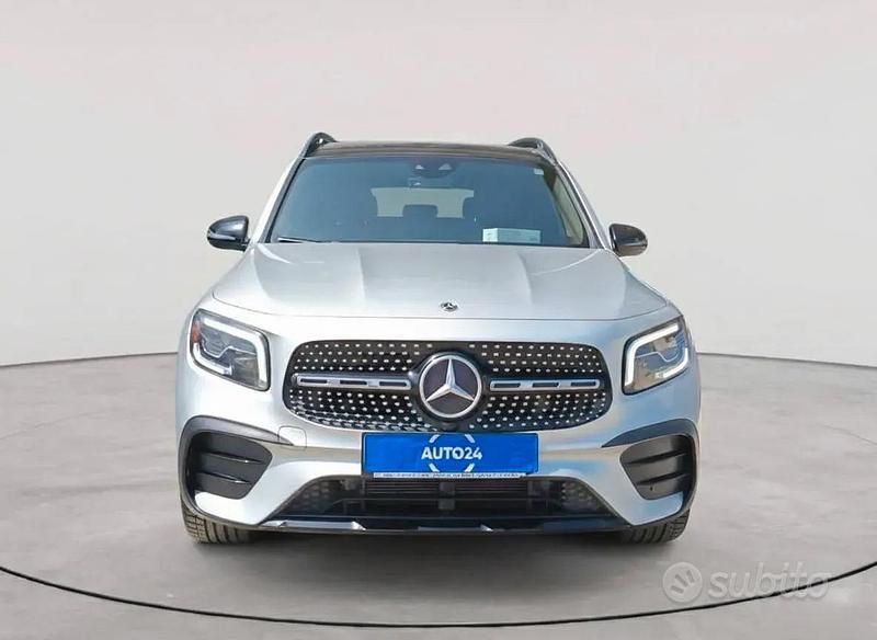 Usata Mercedes GLB250 224 CV (164 kW) 2020 Grigio SUV