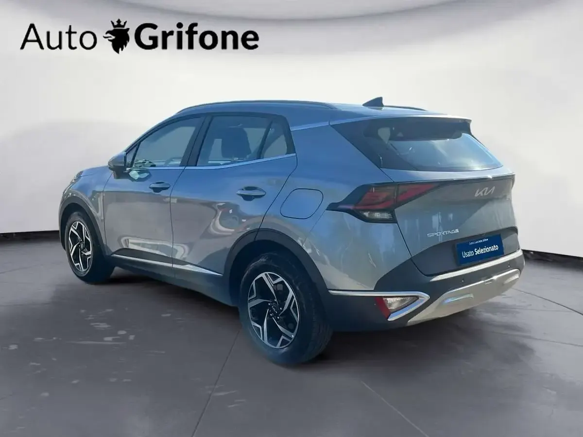 Usata Kia Sportage 136 CV (100 kW) 2022 Arancione SUV