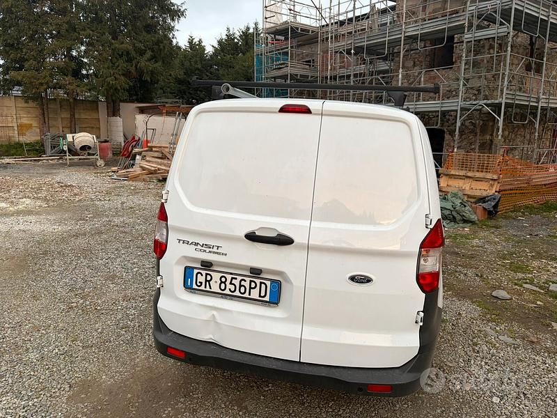 Usata Ford Courier 2023 Bianco Monovolume