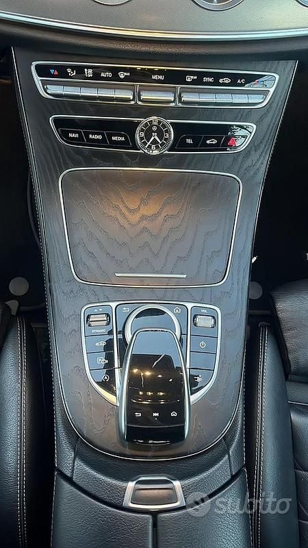 Usata Mercedes 220 194 CV (142 kW) 2019 Grigio Coupé
