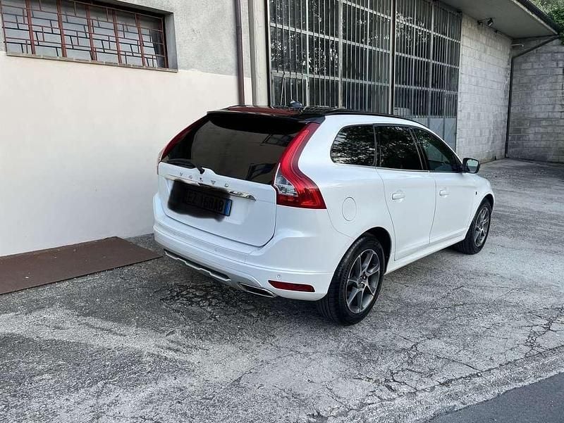Usata Volvo XC60 Ocean Race 136 CV (100 kW) 2015 SUV