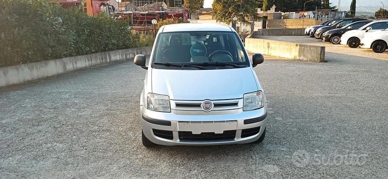 Grigio Usata 2011 Fiat Panda Dynamic Berlina | 5400 € (Buon prezzo) - Immagine 1/4