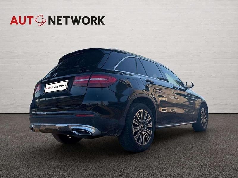 Usata Mercedes GLC220 Business 170 CV (125 kW) 2017 Nero SUV