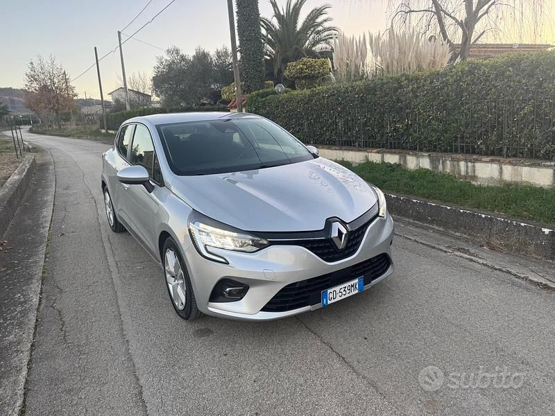Usata Renault Clio V Intens 85 CV (62 kW) 2020 Grigio Berlina