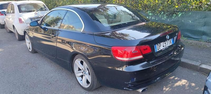 Usata BMW 320 Cabriolet 177 CV (130 kW) 2008 Nero Cabrio