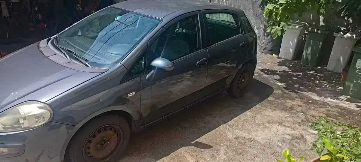 Usata Fiat Punto Evo 95 CV (69 kW) 2010 Grigio Utilitaria