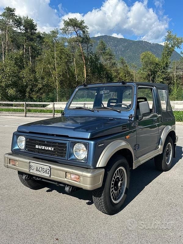 Usata Suzuki Samurai 64 CV (47 kW) 1988 Blu SUV