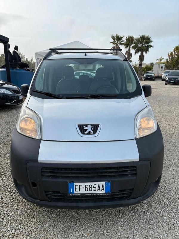 Usata Peugeot Bipper Premium 75 CV (55 kW) 2011 Grigio Monovolume