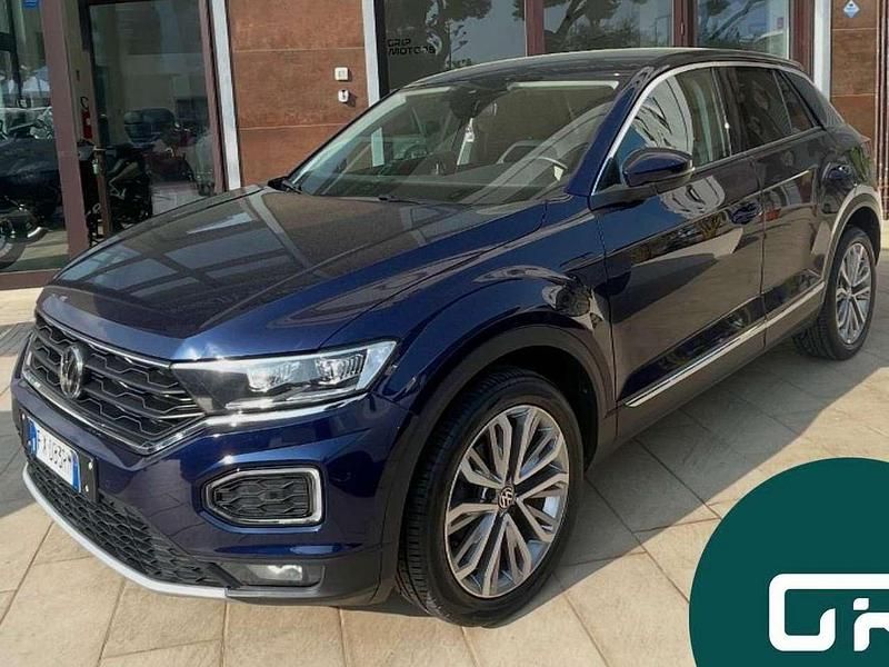 Usata VW T-Roc Advance 116 CV (85 kW) 2019 Blu/azzurro SUV