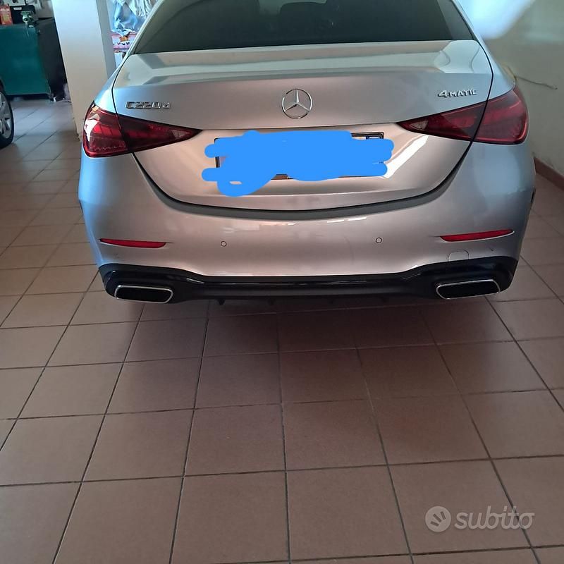 Usata Mercedes C220 245 CV (180 kW) 2024 Grigio Berlina