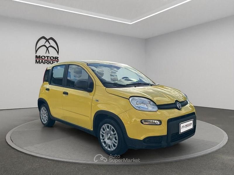 Nuova Fiat Panda 69 CV (50 kW) 2026 Oro Utilitaria