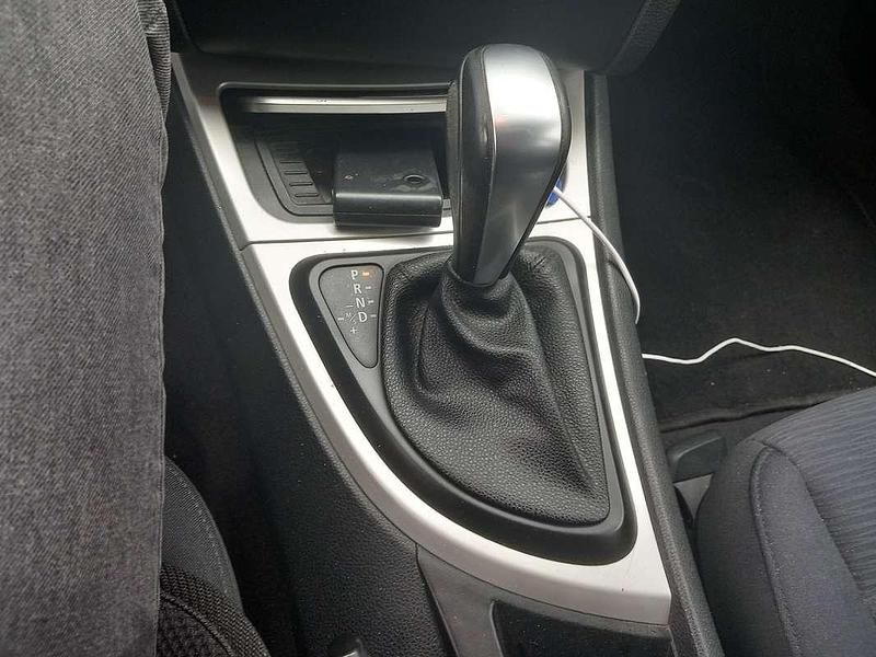 Usata BMW 118 143 CV (105 kW) 2011 Utilitaria