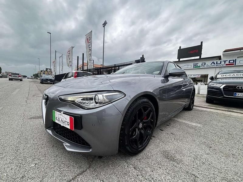 Usata Alfa Romeo Giulia Tech Edition 160 CV (117 kW) 2021 Nero Berlina