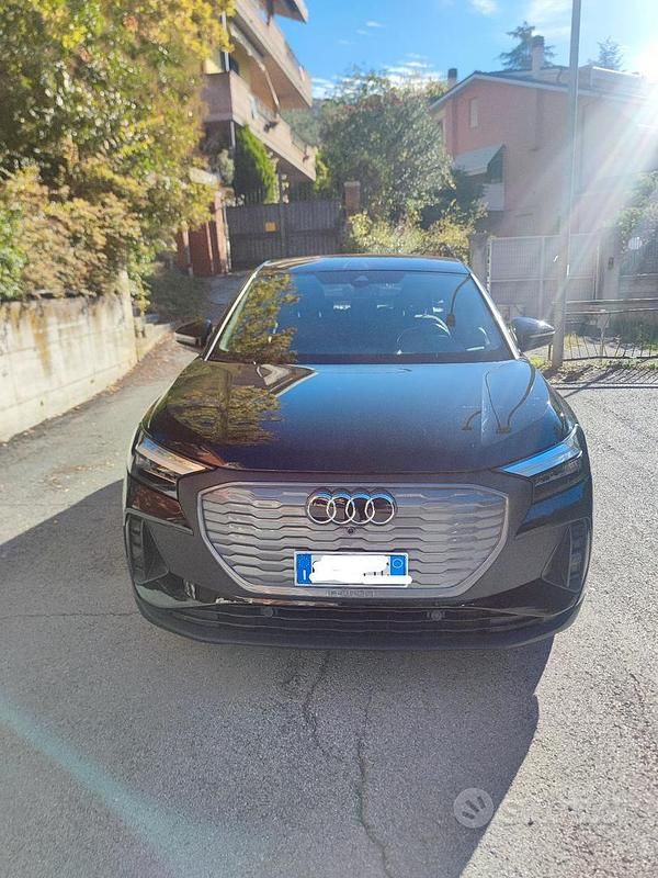 Nero Usata 2022 Audi Q4 e-tron SUV | 26.000 € (Buon prezzo) - Immagine 1/4