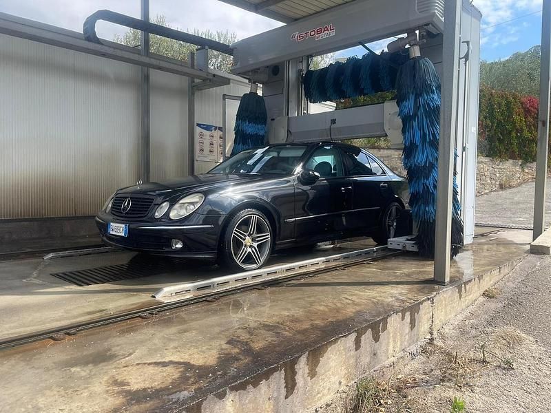 Usata Mercedes E270 2002 Nero Berlina