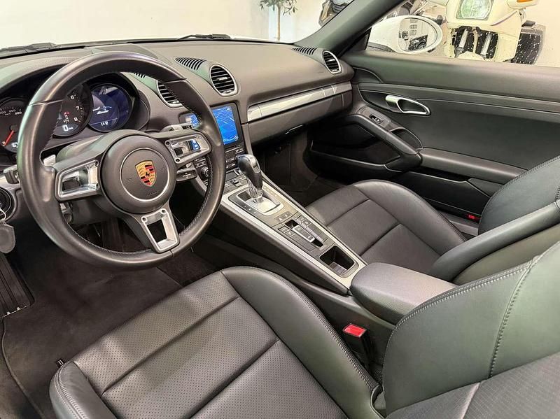 Usata Porsche Boxster Sport 299 CV (219 kW) 2018 Pure white Cabrio