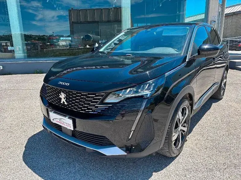 Usata Peugeot 3008 Allure 131 CV (96 kW) 2022 Nero SUV