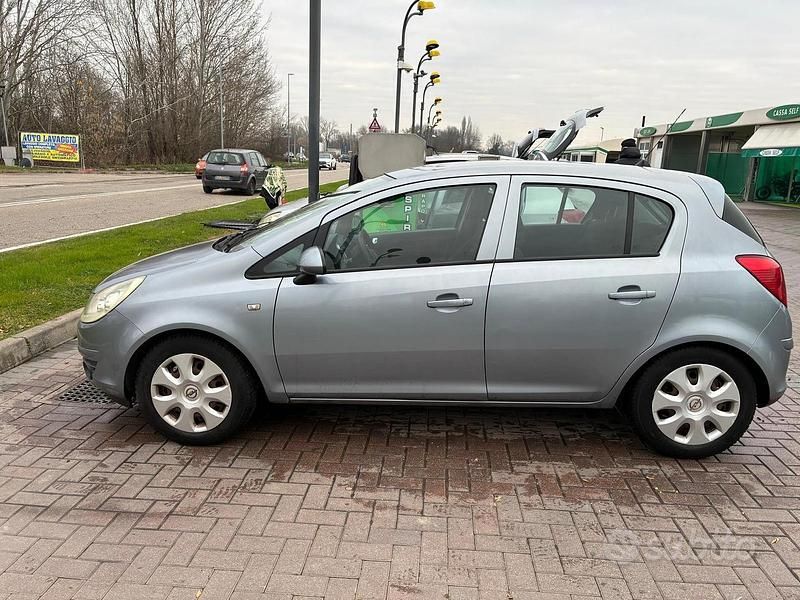 Usata Opel Corsa Club 80 CV (58 kW) 2008 Grigio Utilitaria