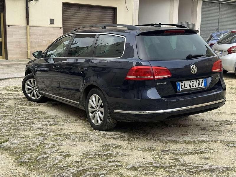 Usata VW Passat Comfortline 150 CV (110 kW) 2012 Blu/azzurro Station wagon