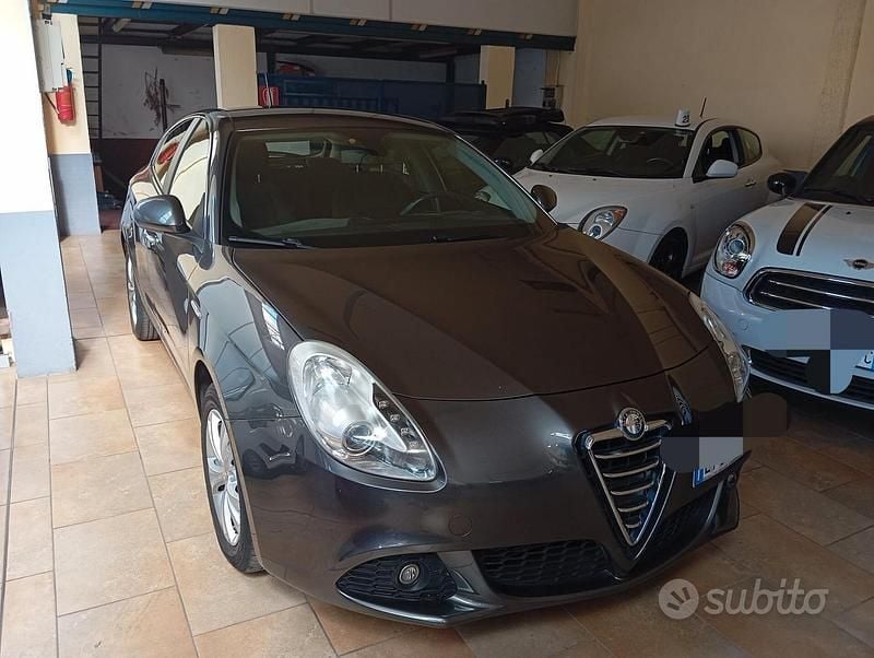 Usata Alfa Romeo Giulietta Business 105 CV (77 kW) 2013 Grigio Utilitaria