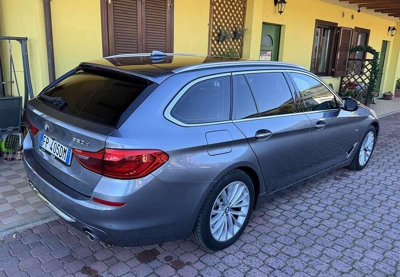 Usata BMW 520 Luxury Line 190 CV (139 kW) 2018 Station wagon