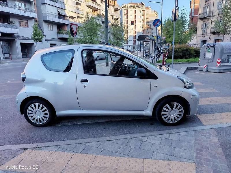 Begagnad Toyota Aygo 68 HK (50 kW) 2010 Halvkombi