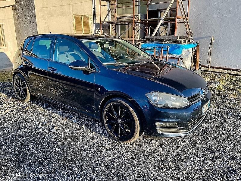 Begagnad VW Golf VII 105 HK (77 kW) 2015 Blå Halvkombi