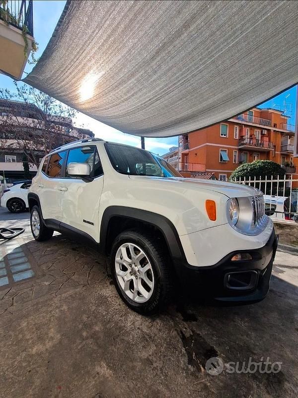 Usata Jeep Renegade Limited 140 CV (102 kW) 2016 Bianco SUV