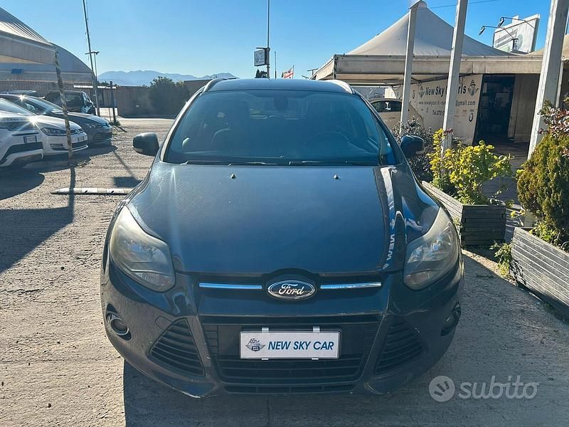 Usata Ford Focus Titanium 115 CV (84 kW) 2011 Blu Station wagon
