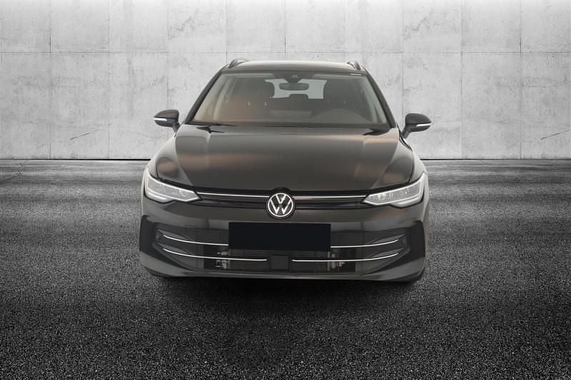 Usata VW Golf VIII Edition 150 CV (110 kW) 2024 Nero metallizzato Station wagon