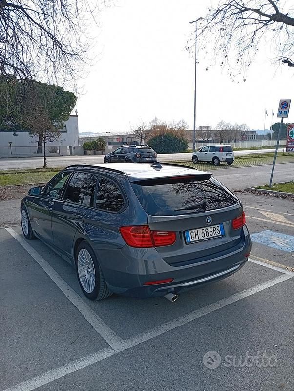 Usata BMW 318 Luxury Line 2013 Grigio Station wagon