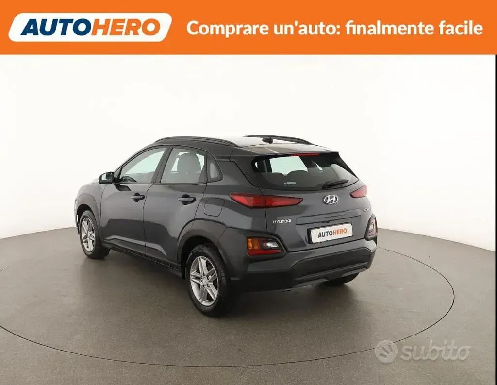 Usata Hyundai Kona 120 CV (88 kW) 2019 Grigio SUV