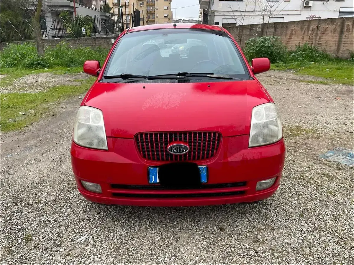 Usata Kia Picanto Spirit 61 CV (44 kW) 2005 Rosso Utilitaria