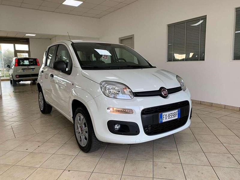 Usata Fiat Panda Easy 71 CV (52 kW) 2019 Bianco Utilitaria