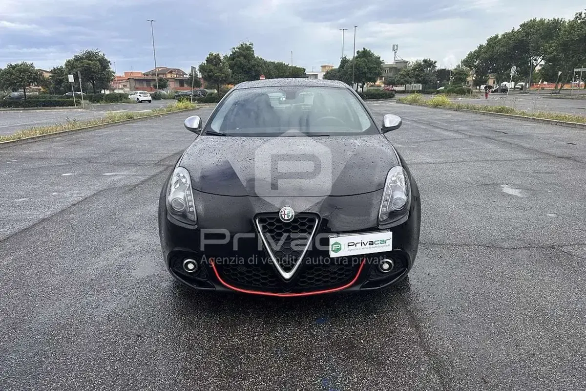 Usata Alfa Romeo Giulietta Business 120 CV (88 kW) 2017 Nero Utilitaria