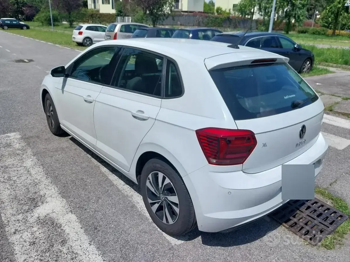 Usata VW Polo 65 CV (47 kW) 2021 Bianco Utilitaria