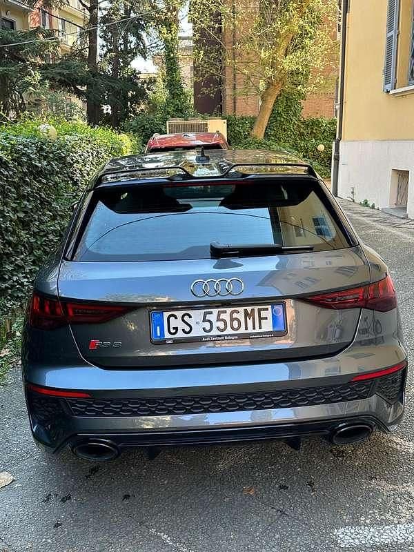 Usata Audi RS3 Sportback Comfort 400 CV (294 kW) 2024 Grigio Utilitaria