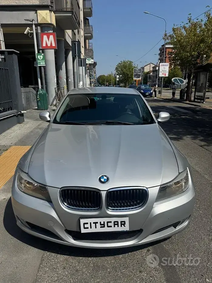 Usata BMW 320 M Sport 177 CV (130 kW) 2009 Grigio Berlina