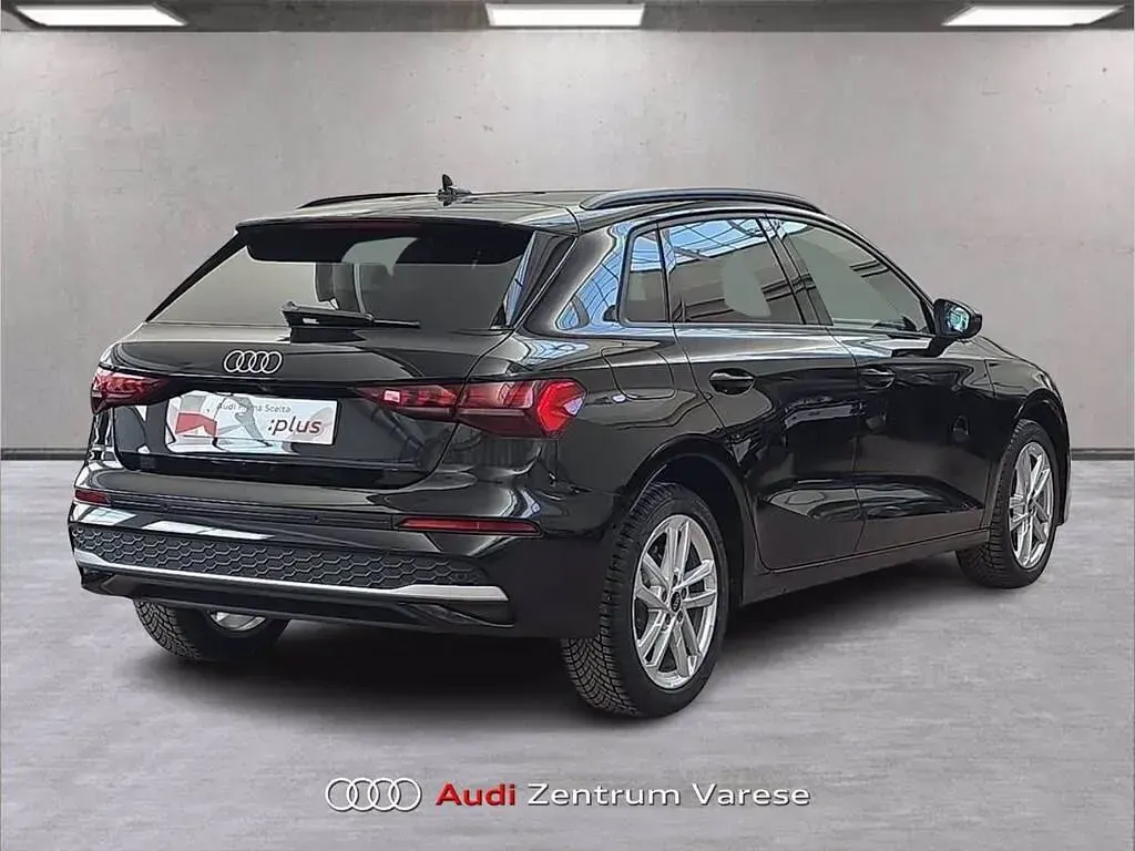 Usata Audi A3 Sportback e-tron Advanced Plus 116 CV (85 kW) 2025 Nero mythos Utilitaria
