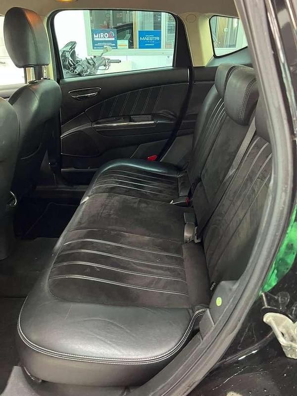 Usata Lancia Delta 120 CV (88 kW) 2011 Nero Utilitaria