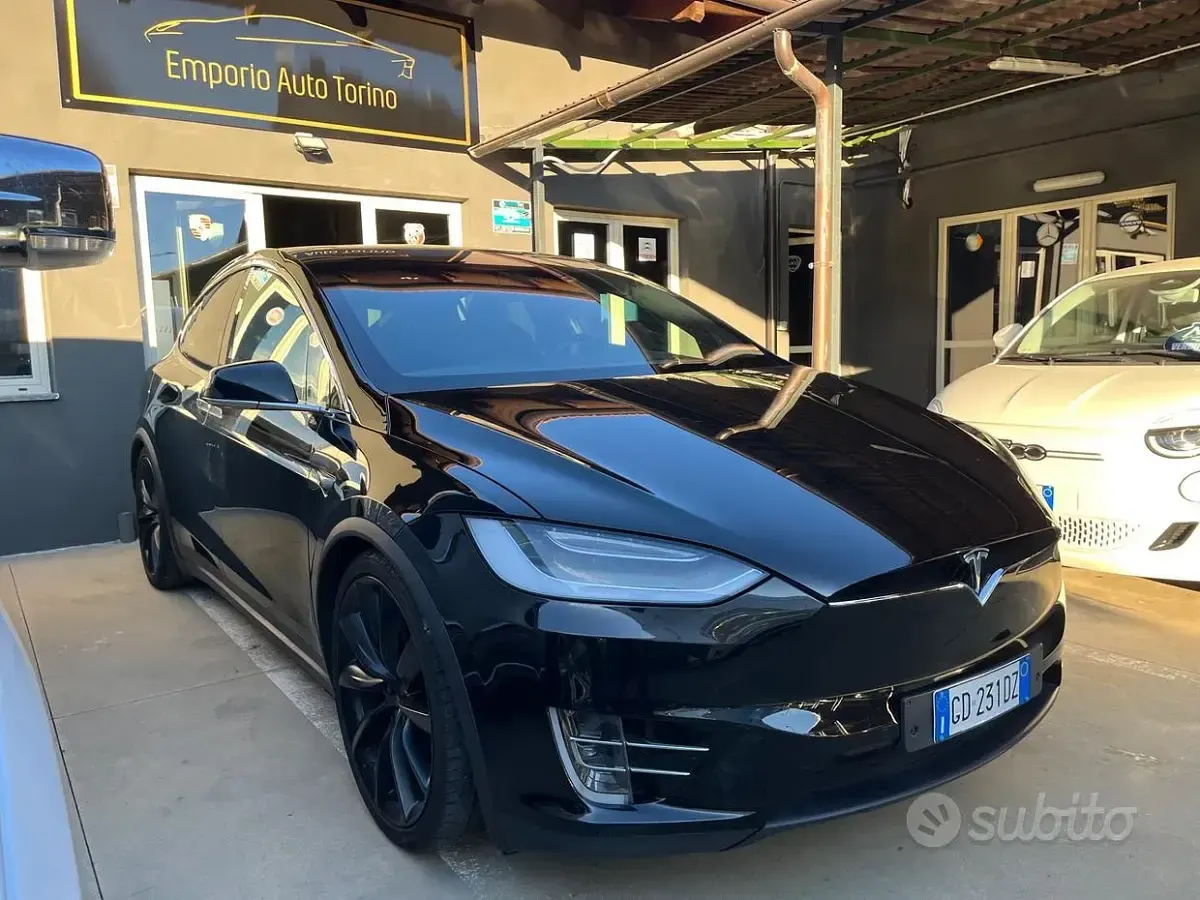 Usata Tesla Model X 180 kW (245 CV) 2020 Nero SUV