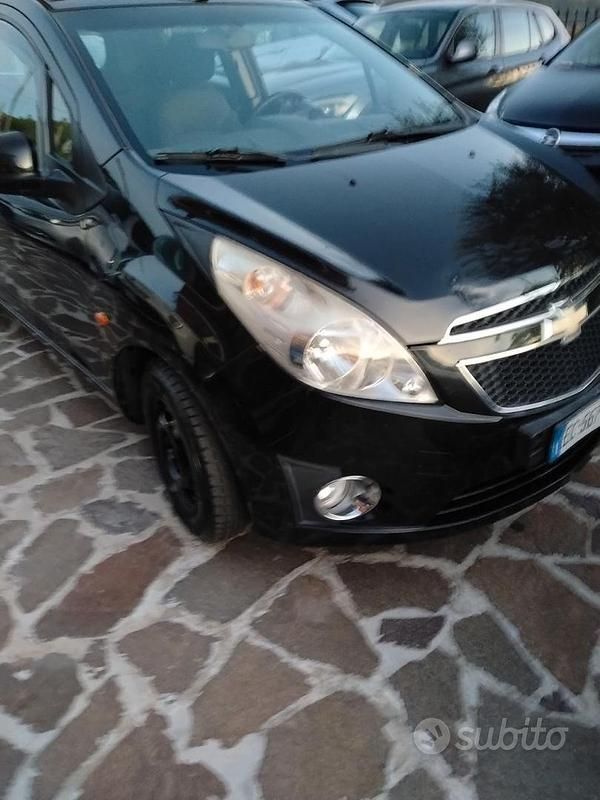 Usata Chevrolet Spark 68 CV (50 kW) 2010 Nero Utilitaria