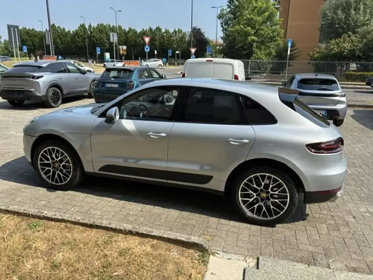 Usata Porsche Macan 250 CV (183 kW) 2015 Argento SUV
